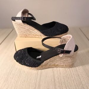 Black lace wedge espadrilles, size 9W